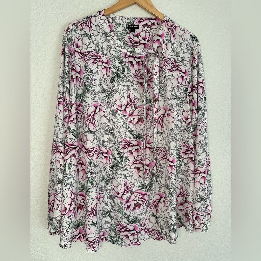 Torrid Floral Georgette Bow Tie Blouse Office Romantic Sexy Date Night Size 4X